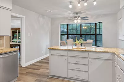 1140 Stoney Creek Drive, Cedar Hill, TX 75104 - Photo 11