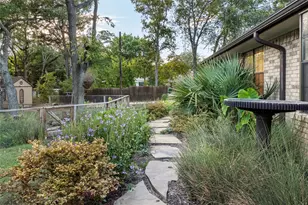 1140 Stoney Creek Dr, Cedar Hill, TX 75104 - Photo 17