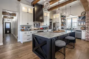 1205 Northshore Ln, Valley View, TX 76272 - Photo 9