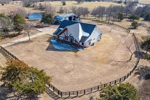 1205 Northshore Ln, Valley View, TX 76272 - Photo 29