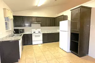 769 Windridge Ln, Burleson, TX 76028 - Photo 5