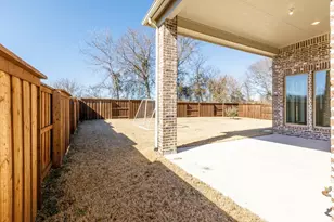 1724 Cannon St, Van Alstyne, TX 75495 - Photo 37