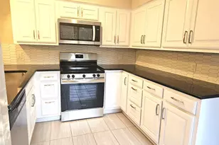 871 Dublin Dr, Richardson, TX 75080 - Photo 5