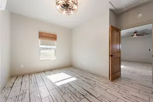 370 Rolling Bnd Rd, Alvord, TX 76225 - Photo 19