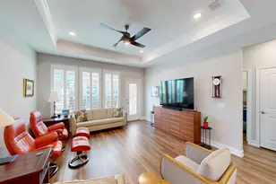 404 Long Pines Dr, McKinney, TX 75071 - Photo 5