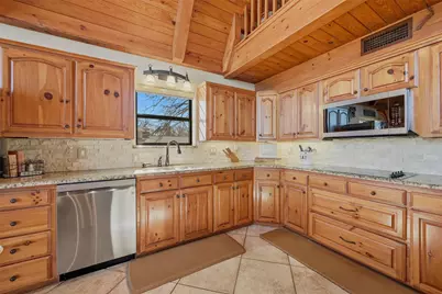 1225 Kiowa Drive W, Lake Kiowa, TX 76240 - Photo 17