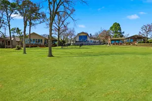 1225 Kiowa Dr W, Lake Kiowa, TX 76240 - Photo 37