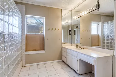 4916 Junius Street, Dallas, TX 75214 - Photo 17