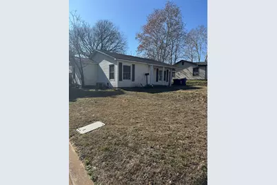 214 E Acheson Street, Denison, TX 75021 - Photo 1