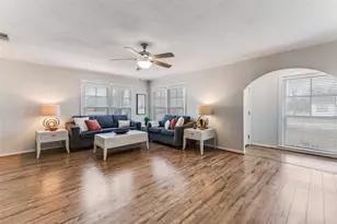 305 W Trinity St, Forney, TX 75126 - Photo 5