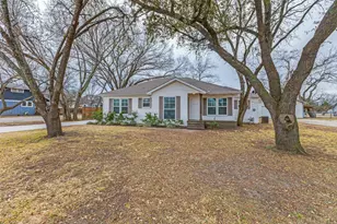 305 W Trinity St, Forney, TX 75126 - Photo 1