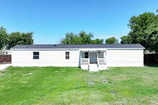 5904 Falcon Ct N, Joshua, TX 76058 - Photo 1