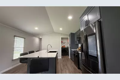 5904 Falcon Court N, Joshua, TX 76058 - Photo 5