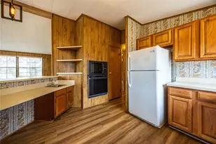 205 W Long St, Elm Mott, TX 76640 - Photo 19