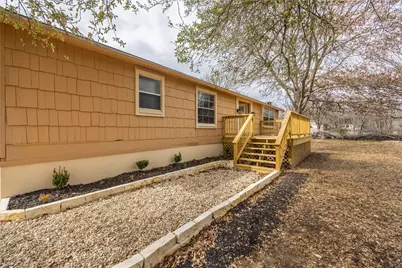 205 W Long St, Elm Mott, TX 76640 - Photo 3