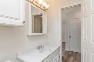 837 Yale Ave, Lewisville, TX 75057 - Photo 19