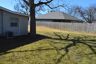 112 S 2nd St, Godley, TX 76044 - Photo 25