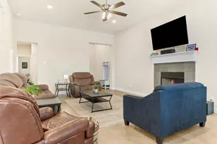 712 Hackamore St, White Settlement, TX 76108 - Photo 5