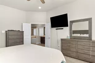 712 Hackamore St, White Settlement, TX 76108 - Photo 11