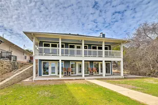 5213 River Ridge St, Granbury, TX 76048 - Photo 3