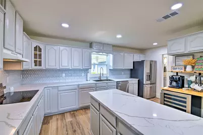 5213 River Ridge Street, Granbury, TX 76048 - Photo 11