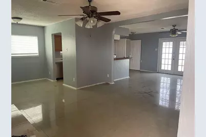 2517 Chevy Chase Drive, Irving, TX 75062 - Photo 3