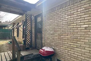 1626 Conner Dr, Dallas, TX 75217 - Photo 7