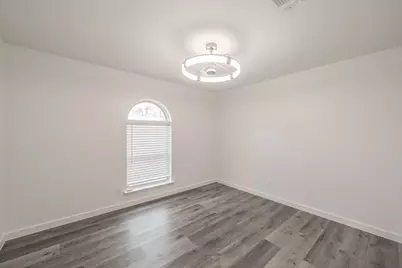 8409 Glenann Drive, North Richland Hills, TX 76182 - Photo 17