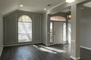 429 Crestview Point Dr, Lewisville, TX 75067 - Photo 3