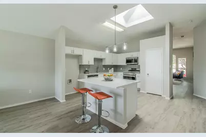 1937 Fox Meadow Trail, Grand Prairie, TX 75052 - Photo 9