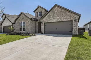 207 Buffalo Blvd, Rhome, TX 76078 - Photo 3