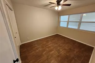 713 Cain St, Lake Dallas, TX 75065 - Photo 11