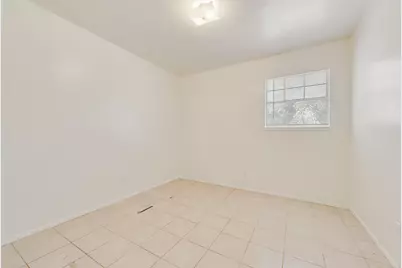 506 N Elm Street #A, Arlington, TX 76011 - Photo 15