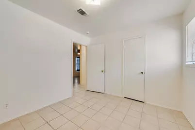 506 N Elm Street #A, Arlington, TX 76011 - Photo 11