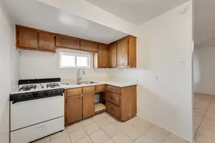 506 N Elm St, Arlington, TX 76011 - Photo 9