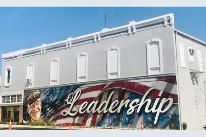 627 W Chestnut Street, Denison, TX 75020 - Photo 23