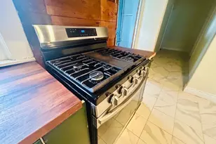 627 W Chestnut St, Denison, TX 75020 - Photo 11