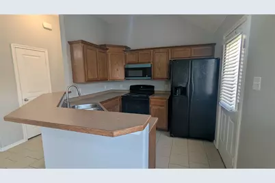 623 Antonio Lane, Waxahachie, TX 75165 - Photo 5