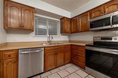 8040 Lazy Brook Drive, Watauga, TX 76148 - Photo 19