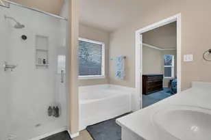 412 Barbara Jean Ln, Burleson, TX 76028 - Photo 15