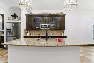 6876 Foghorn Ln, Grand Prairie, TX 75054 - Photo 13