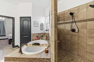 6876 Foghorn Ln, Grand Prairie, TX 75054 - Photo 21