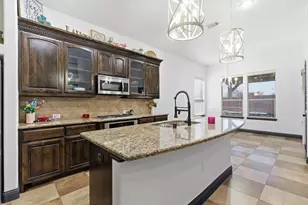 6876 Foghorn Ln, Grand Prairie, TX 75054 - Photo 17