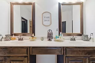 6876 Foghorn Ln, Grand Prairie, TX 75054 - Photo 19