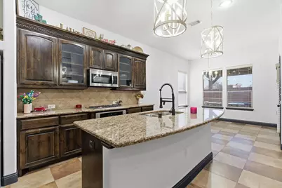 6876 Foghorn Lane, Grand Prairie, TX 75054 - Photo 13