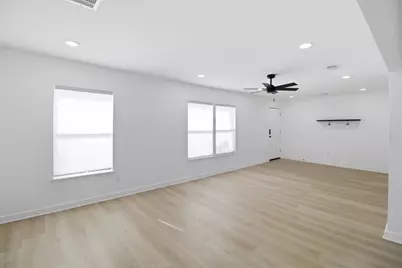 1539 E Woodin Boulevard, Dallas, TX 75203 - Photo 5