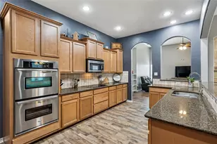 1220 Clairemont Ln, Burleson, TX 76028 - Photo 19