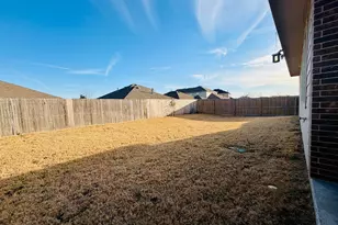 736 Pollyann Trl, Fort Worth, TX 76052 - Photo 25