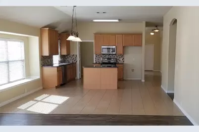 903 Lasso Lane, Mansfield, TX 76063 - Photo 5