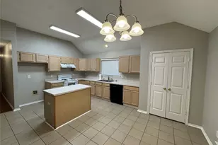 4629 Lincolnshire Dr, Grand Prairie, TX 75052 - Photo 21